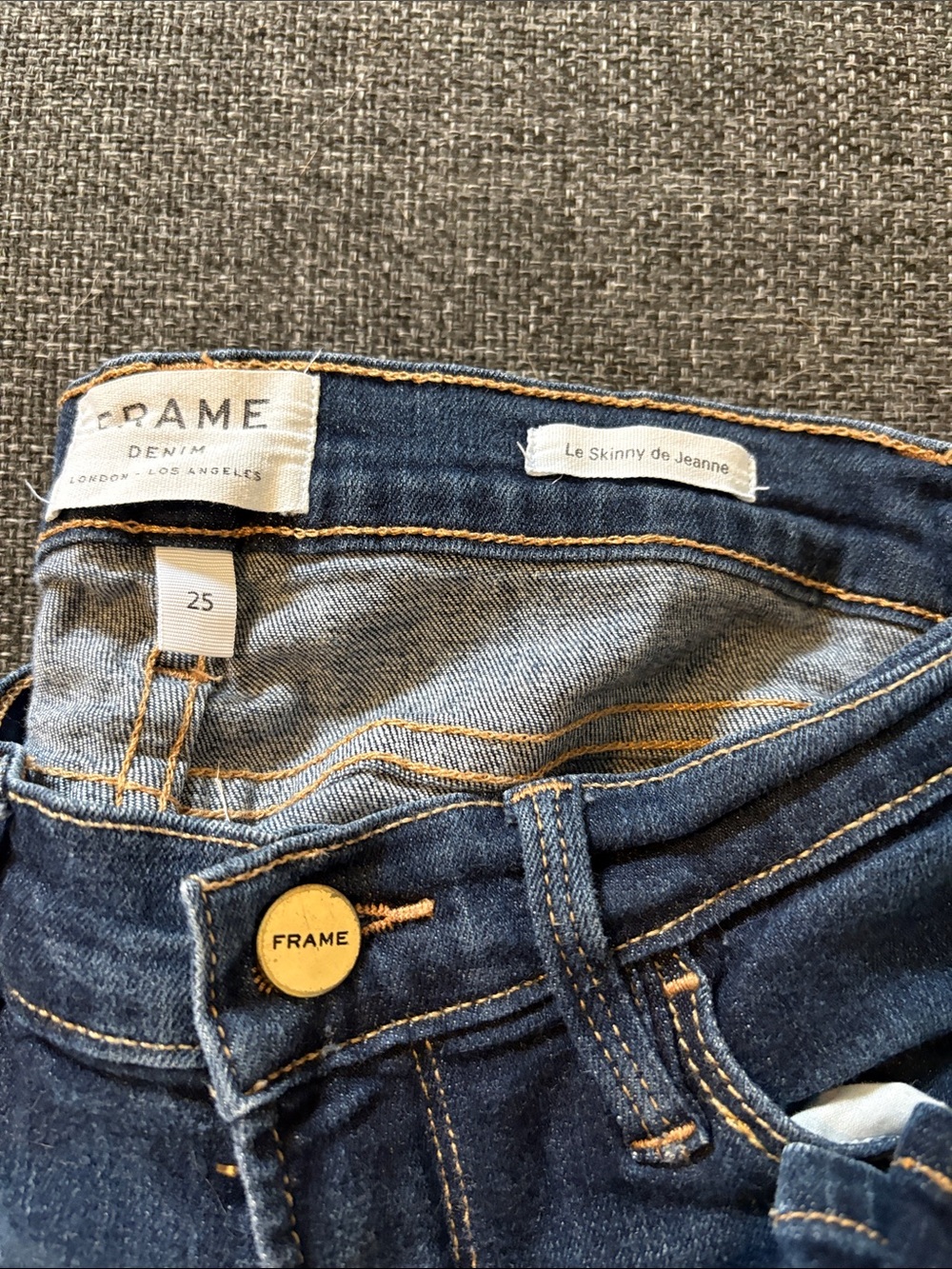 Frame Denim Dark Blue Skinny Jeans - Picture 2 of 2